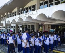 Alunos visitam Porto .  -  Paranaguá, 14/03/2019  -  Foto:Claudio Neves/ Divulgação APPA