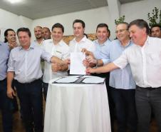 Governador Carlos Massa Ratinho Junior visita a Expo Umuarama e anuncia recursos para investimentos em infraestrutura e melhoria urbana no município. -  Umuarama, 15/03/2019  -  Foto: José Fernando Ogura/ANPr