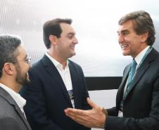 O governador Carlos Massa Ratinho Júnior esteve nesta terça-feira (19) na Intermodal South America 2019, maior feira do setor de logística e comércio exterior da América Latina, onde o Estado está presente com um estande dos Portos do Paraná.  -  São Paulo, 19/03/2019  -  Foto: Rodrigo Félix Leal/ANPr