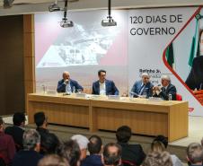 O governador Carlos Massa Ratinho Junior participa de reunião com associados do Sinduscon-PR.   Curitiba, 07/05/2019 -  Foto: Geraldo Bubniak/ANPr