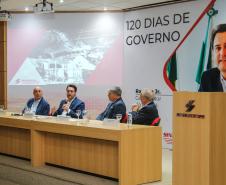 O governador Carlos Massa Ratinho Junior participa de reunião com associados do Sinduscon-PR.   Curitiba, 07/05/2019 -  Foto: Geraldo Bubniak/ANPr