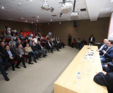 O governador Carlos Massa Ratinho Junior participa de reunião com associados do Sinduscon-PR nesta terça-feira (7) apresentando um balanço dos 120 dias de gestão do Estado. Curitiba, 07/05/2019 - Foto: Rodrigo Felix Leal/ANPr