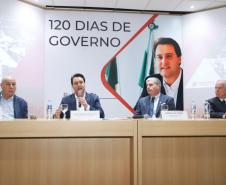 O governador Carlos Massa Ratinho Junior participa de reunião com associados do Sinduscon-PR nesta terça-feira (7) apresentando um balanço dos 120 dias de gestão do Estado. Curitiba, 07/05/2019 - Foto: Rodrigo Felix Leal/ANPr