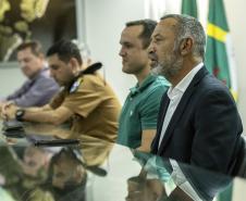 Os roubos de cargas resultados das vazadas, em que criminosos despejam os produtos dos caminhões com destino ao Porto de Paranaguá, diminuíram 80% no último trimestre