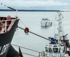Durante todo o mês de junho, o Porto de Paranaguá vai receber o navio de ensino Ciências do Mar I, da Universidade Federal do Rio Grande do Sul. A embarcação está a serviço dos cursos de Ciências do Mar da Região Sul do Brasil e atenderá alunos do Centro de Estudos do Mar, da Universidade Federal do Paraná (UFPR), e da Universidade Estadual do Oeste do Paraná (Unioeste). Foto: Claudio Neves/APPA