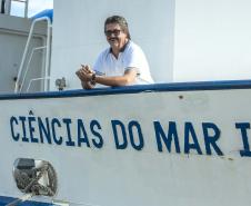 Durante todo o mês de junho, o Porto de Paranaguá vai receber o navio de ensino Ciências do Mar I, da Universidade Federal do Rio Grande do Sul. A embarcação está a serviço dos cursos de Ciências do Mar da Região Sul do Brasil e atenderá alunos do Centro de Estudos do Mar, da Universidade Federal do Paraná (UFPR), e da Universidade Estadual do Oeste do Paraná (Unioeste). Foto: Claudio Neves/APPA