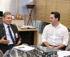 Governador carlos Massa Ratinho Junior durante encontro com o diretor - geral brasileiro da Itaipu Binacional, general Joaquin Silva e Luna  -  Foz do Iguaçu, 12/06/2019  -  Foto: Rodrigo Félix Leal/ANPr