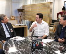 Governador carlos Massa Ratinho Junior durante encontro com o diretor - geral brasileiro da Itaipu Binacional, general Joaquin Silva e Luna  -  Foz do Iguaçu, 12/06/2019  -  Foto: Rodrigo Félix Leal/ANPr