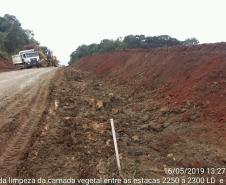 Obras na rodovia que liga Irati a São Mateus do Sul começaram em março e devem ser finalizadas até novembro de 2020. A primeira fase da obra está em andamento desde março, com os serviços de remoção da camada vegetal, drenagem, terraplanagem, construção de bueiros e galerias e implantação de pedreiras e usinas nas proximidades de Irati.  -  Irati, 25/06/2019  -  Foto: Divulgação DER