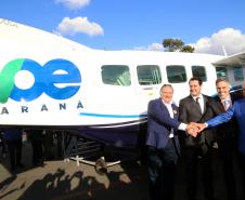 O Paraná passa a ter a maior malha aeroviária do País com o início nesta quarta-feira (07) do programa Voe Paraná. O novo pacote aéreo regional foi lançado pelo governador Carlos Massa Ratinho Junior no Aeroporto do Bacacheri, em Curitiba, e vai atender 12 cidades, de todas as regiões do Estado.Foto Gilson Abreu AENPr