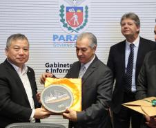 O governador Carlos Massa Ratinho Junior e técnicos da Secretaria de Infraestrutura e Logística apresentaram nesta quarta-feira (7) ao grupo China Merchants projetos ferroviários de curto, médio e longo prazos no Paraná