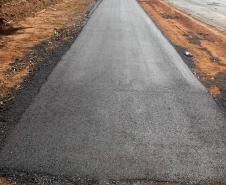 O Governo do Estado está investindo R$ 74,4 milhões em obras de rodovias da região Noroeste. Estão em andamento a duplicação da PR-323, de Paiçandu até Doutor Camargo, e a construção de uma ciclovia no município de Terra Boa, na PR-082. As obras são executadas pelo Departamento de Estradas de Rodagem do Paraná (DER-PR). Foto: Divulgação/DER