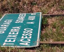 Governo alerta para os perigos causados pelo vandalismo de placas. Foto: Divulgação/DER