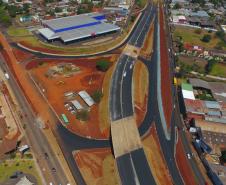 As obras de adequação do cruzamento entre a BR-277 e a Avenida Costa e Silva, em Foz do Iguaçu, que incluem a construção de um novo viaduto, estão quase concluídas. Prevista para ser finalizada em abril de 2020, a obra deve ser entregue nas próximas semanas.Foto: Divulgação/SEIL