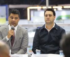 O governador concede coletiva à imprensa.Ponta Grossa, 23-10-19.Foto: Arnaldo Alves / AEN.