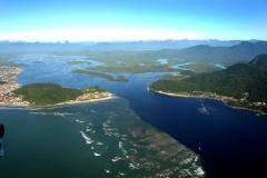 Foto panorâmica da Baia de Guaratuba