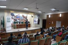 Abertura do curso de Agentes de Trânsito no auditório do DER/PR