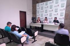 Abertura de envelopes no auditório do DER/PR em Curitiba