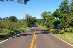 Serviços de sinalização rodoviária na PR-218