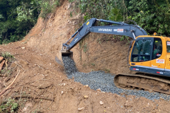 Serviços no km 8