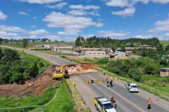 Obras de recuperação da PR-151 em Jaguariaíva