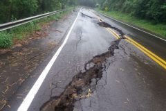 PR-170 em Pinhão, entre Faxinal do Céu e a usinda hidrelétrica
