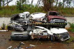 Sucatas no pátio do BPRv em Arapoti