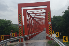 Ponte metálica na PR-427 entre a Lapa e Campo do Tenente