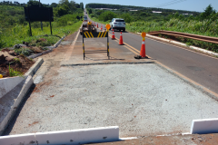 Obra de manutenção da ponte sobre o Rio Xambrê, na PR-490, em Iporã