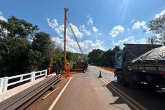 PR-439 Ponte do Rio das Cinzas em Santo Antônio da Platina - cravação de estacas das novas lajes de transferência