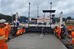 PRC-466 concretagem da pista em Pitanga