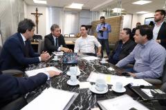 Governador carlos Massa Ratinho Junior durante encontro com o diretor - geral brasileiro da Itaipu Binacional, general Joaquin Silva e Luna  -  Foz do Iguaçu, 12/06/2019  -  Foto: Rodrigo Félix Leal/ANPr