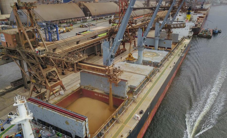 Movimento de junho nos Portos do Paraná