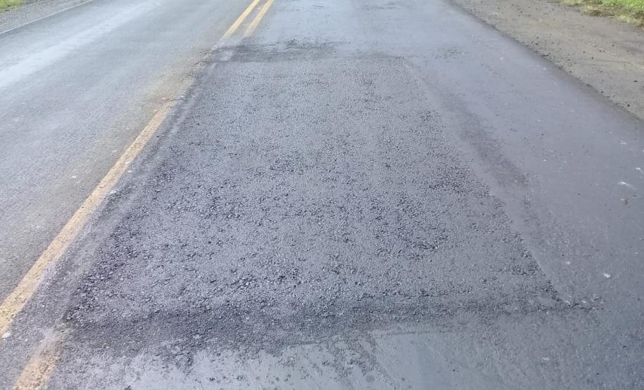 PR-092, entre Jaguariaíva, passando por Arapoti, ambas nos Campos Gerais, até Wenceslau Braz, no Norte Pioneiro, passa por serviços de remendos e de microrrevestimento asfáltico.
