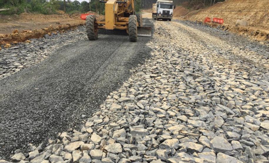 Pavimentação da PR-364 entre Irati e São Mateus do Sul