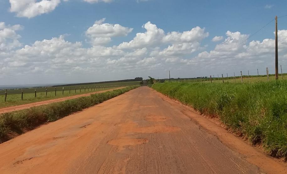 Foto da PR-464 antes dos serviços