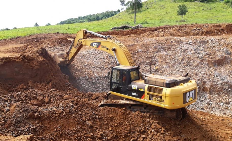 Obras de terraplenagem do Contorno de Francisco Beltrão