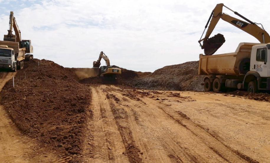 Obras de terraplenagem do Contorno de Francisco Beltrão
