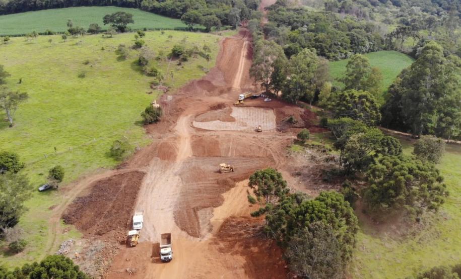 Obras de terraplenagem do Contorno de Francisco Beltrão