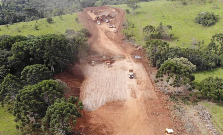 Obras de terraplenagem do Contorno de Francisco Beltrão