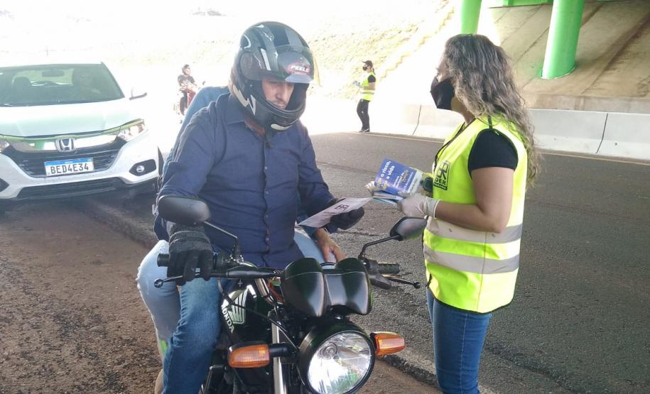 Blitz educativa de trânsito EPET Cascavel