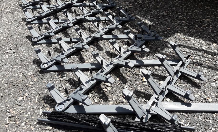 Veículos da marca Chevrolet, caracterizados de fábrica e equipados com blindagem, tablet, impressora, bafômetro, bloqueador de fugas e internet.