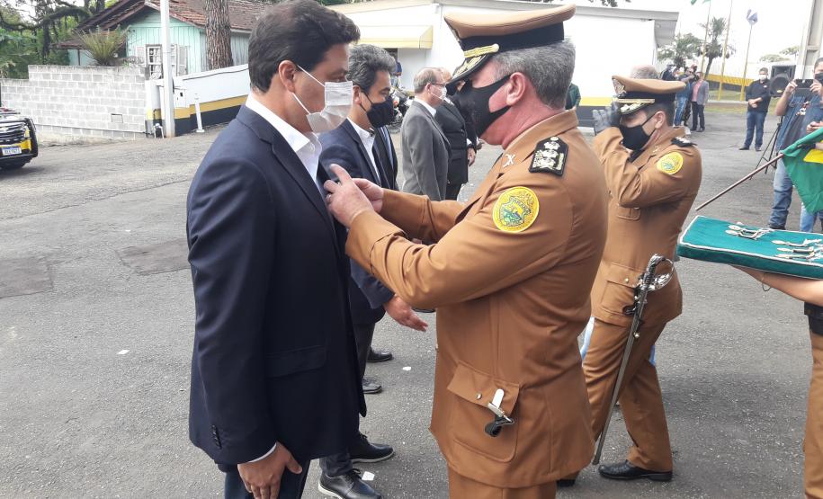 Entrega  de medalhas de Mérito Rodoviário