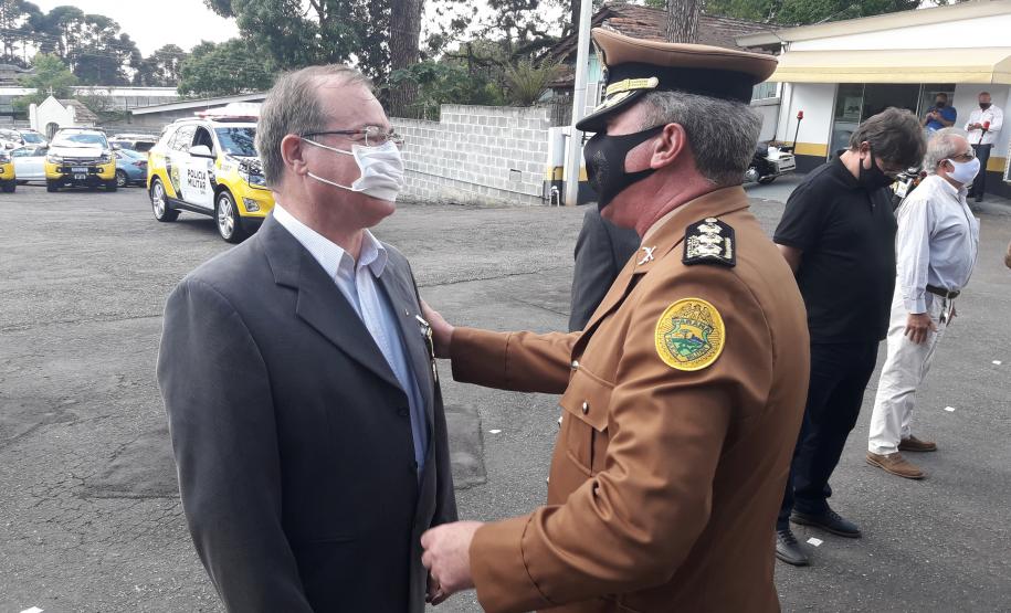 Entrega  de medalhas de Mérito Rodoviário