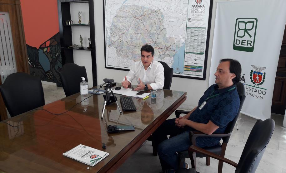 Bastidores da transmissão da Conversa com o DG