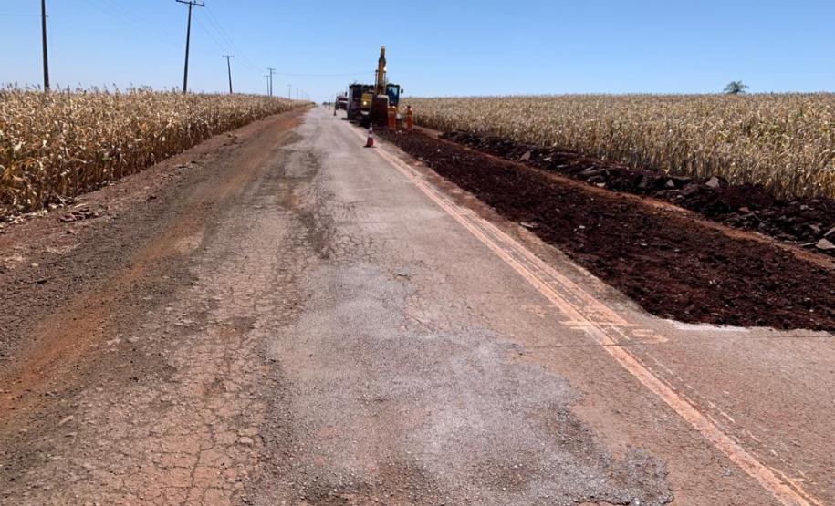 Serviços de conservação na PR-518