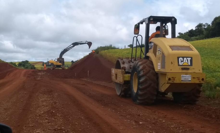 Obra de pavimentação da PR-239