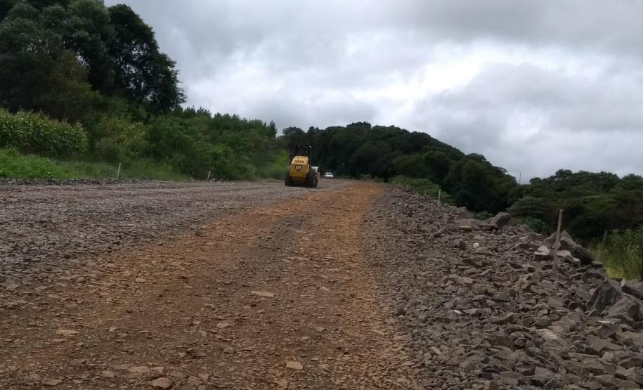 Obra de pavimentação da PR-239