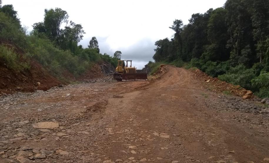 Obra de pavimentação da PR-239