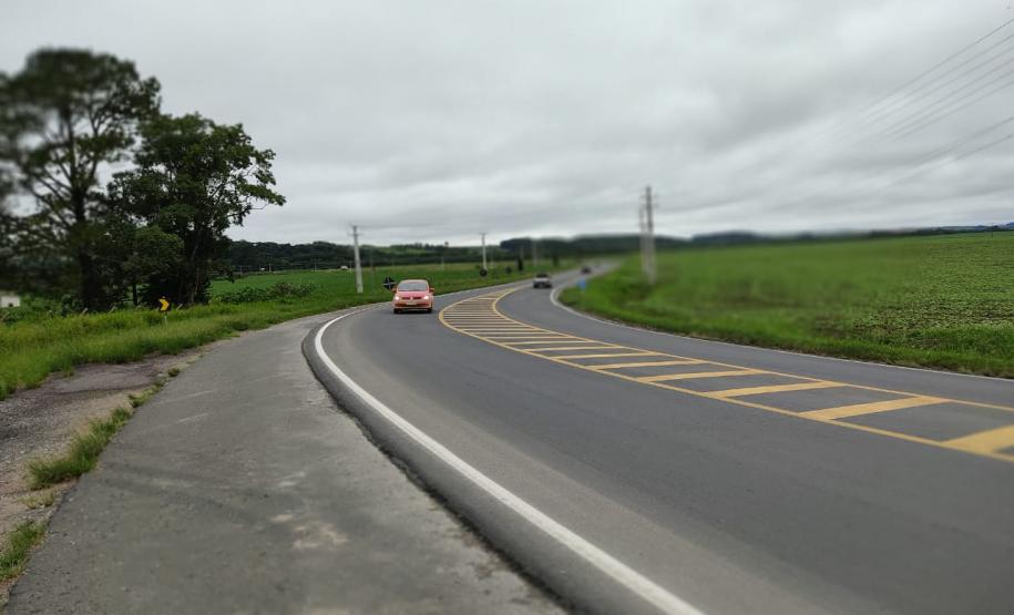Trecho da PR-340, em Castro, após serviços de conservação